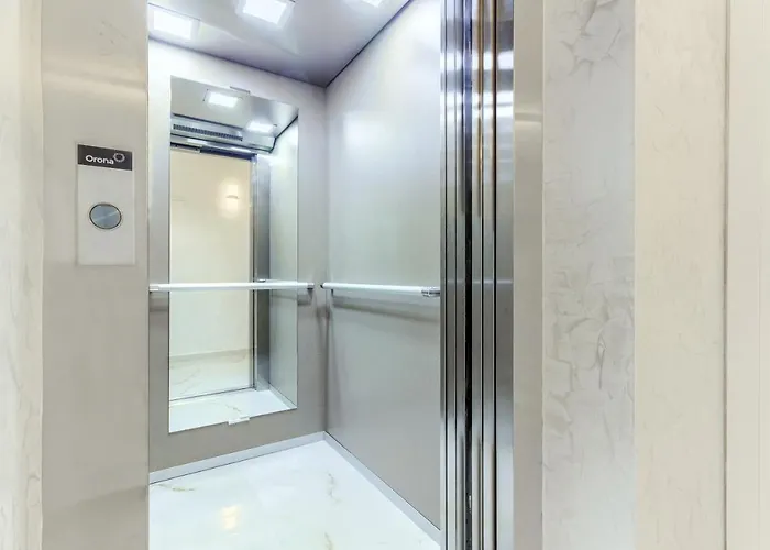 Irini Luxury 住宿加早餐酒店 4*