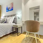 住宿加早餐酒店 Irini Luxury
