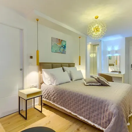 Bed & Breakfast Irini Luxury Split