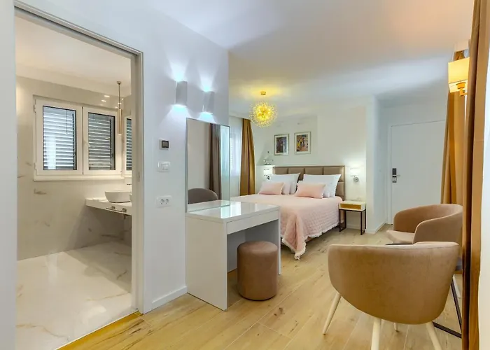 Irini Luxury