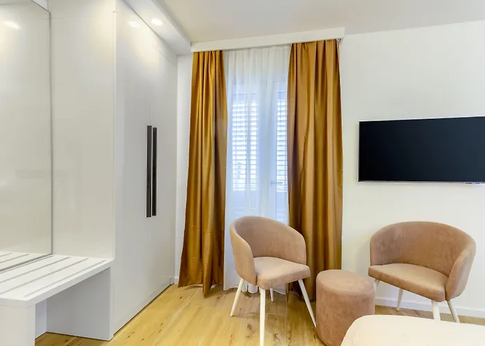Irini Luxury Frühstückspension 4*