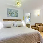 Irini Luxury Отель типа 