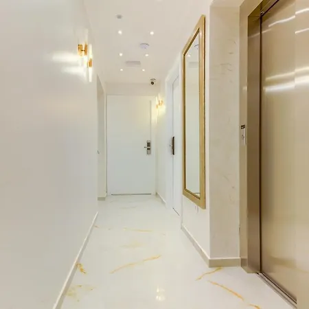 Irini Luxury Отель типа 