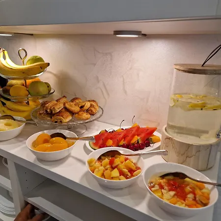Irini Luxury 4*