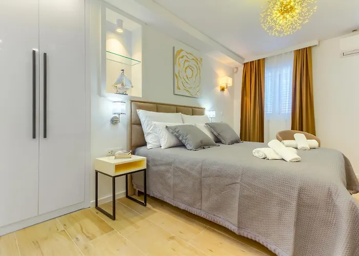 Irini Luxury Отель типа 