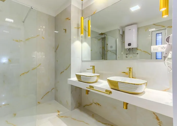 Irini Luxury 4* Сплит