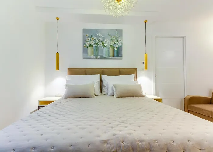 Irini Luxury Отель типа 