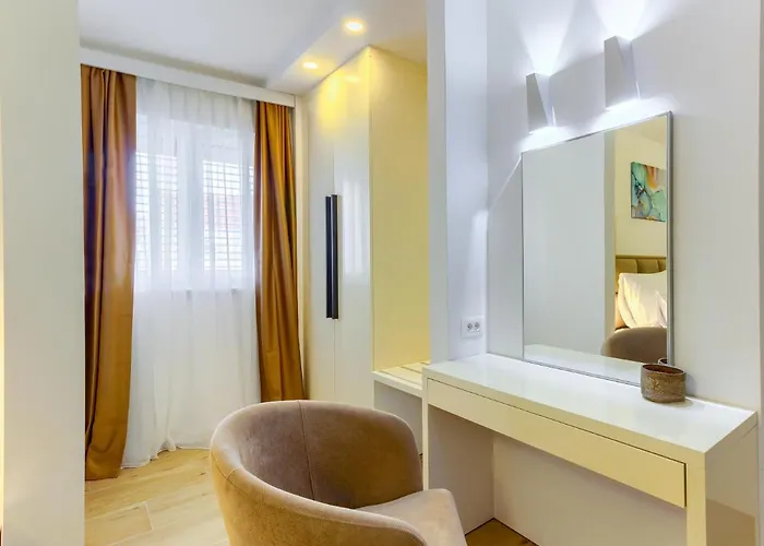 Irini Luxury 4* Сплит