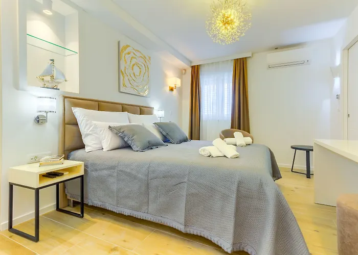Irini Luxury 4* Сплит