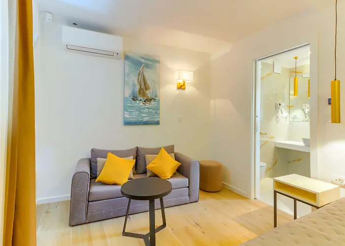 Irini Luxury Отель типа 