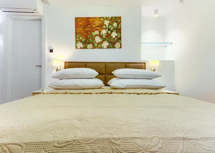 Irini Luxury