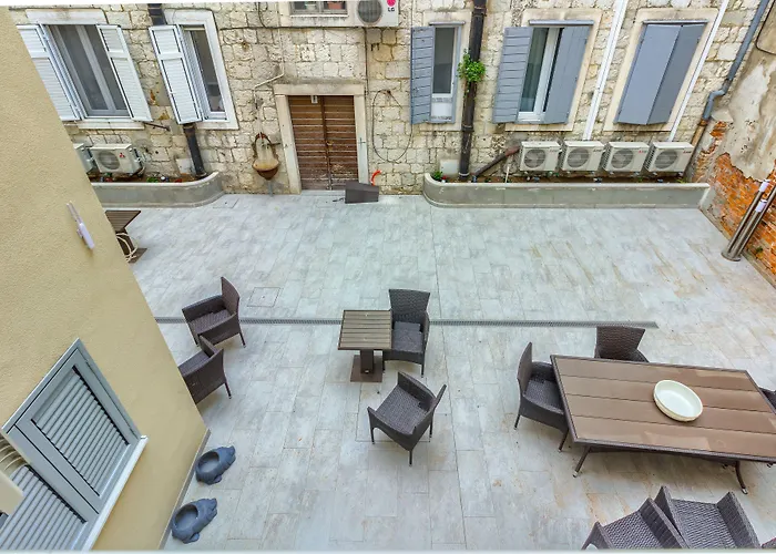 Irini Luxury 4*